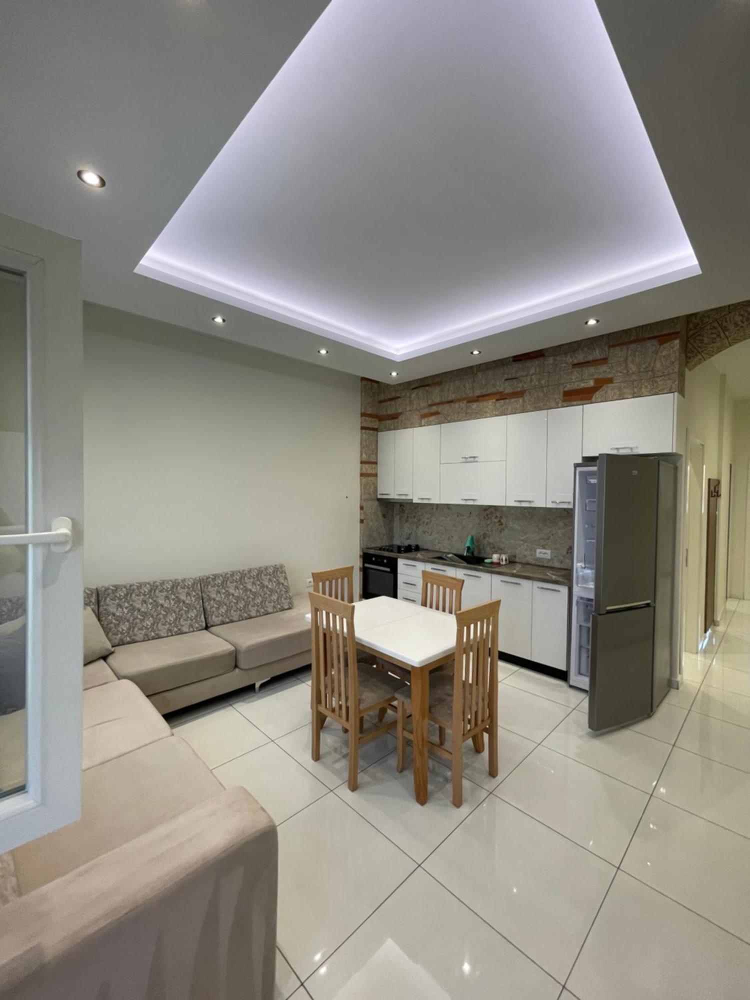 Franco Apartamento Tirana